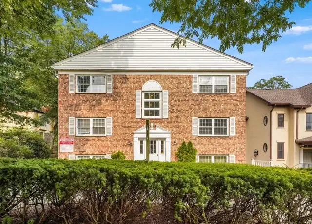 Property at 48-50 Elm St, Morristown, NJ, 07960, 1 bed, 1 bath, [object Object]