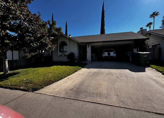 Photo of 2200 Oxford Ave, Turlock, CA 95382