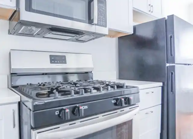 Property at 5063 N Glenwood Ave, Chicago, IL, 60640, 1 bed, 1 bath, [object Object]