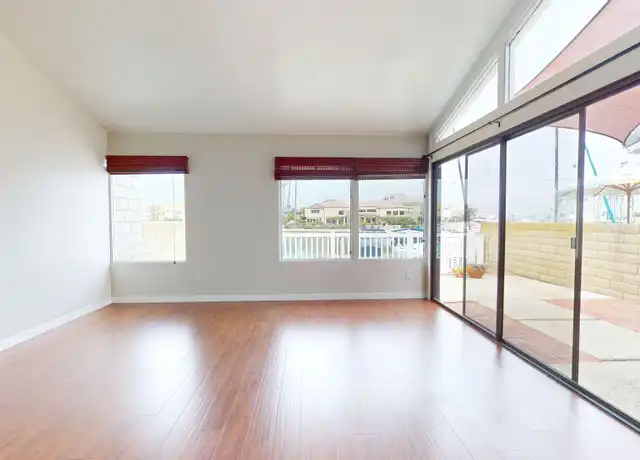 Property at 77 Catspaw Cpe, Coronado, CA, 92118, 3 beds, 3 baths, [object Object]
