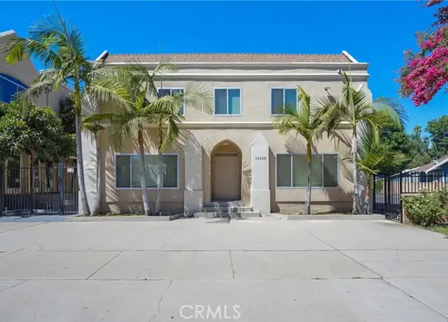 Property at 14335 Hamlin St, Van Nuys, CA, 91401, 3 beds, 2 baths, [object Object]