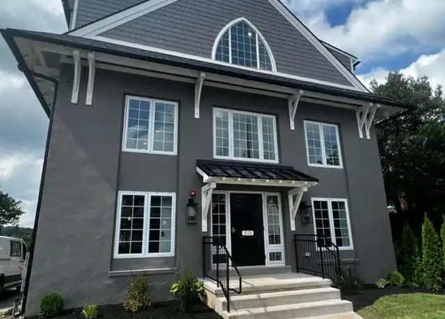 Property at 215 E Linden St #4, Kennett Square, PA, 19348, 2 beds, 1 bath, [object Object]
