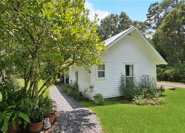 Property at 71599 Leveson St, Abita Springs, LA, 70420, 0 beds, 1 bath, [object Object]