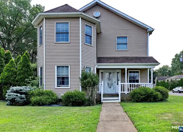 Property at 140 6th St, Cresskill, NJ, 07626, 3 beds, 3.5 baths, [object Object]