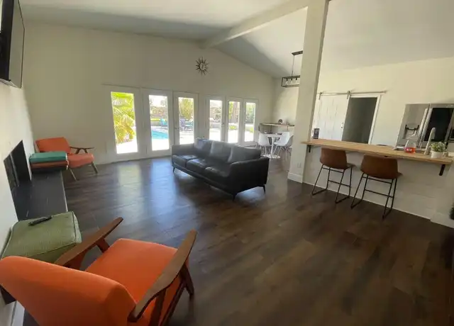 Property at 3342 Pawnee Dr, Las Vegas, NV, 89169, 1 bed, 1 bath, [object Object]