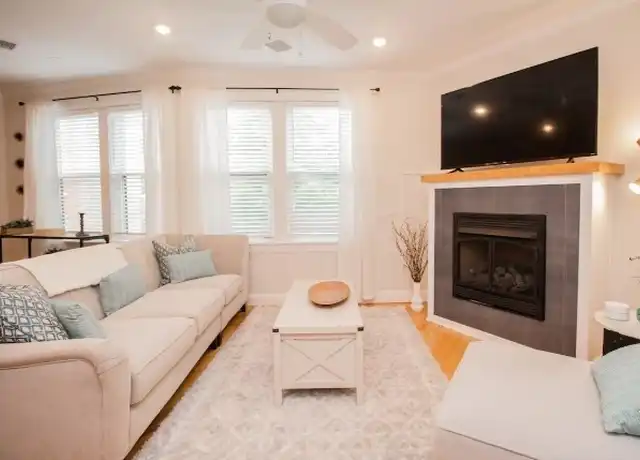 Property at 1008 Tremont St Unit 3, Boston, MA, 02120, 2 beds, 2 baths, [object Object]