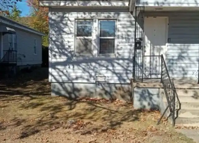 Property at 1420 Greenwood Ave, Hot Springs, AR, 71913, 2 beds, 1 bath, [object Object]