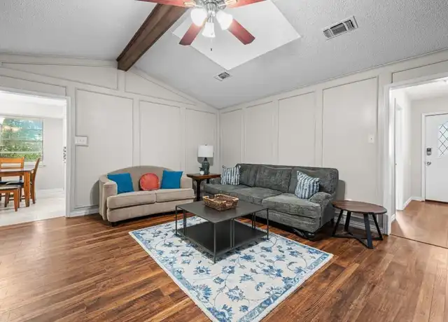Property at 407 Shockley Ave Unit 1C, DeSoto, TX, 75115, 6 beds, 2 baths, [object Object]
