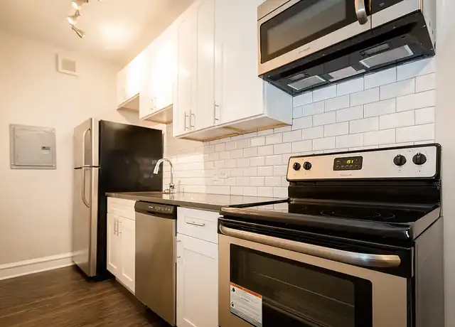 Property at Ivy Hastings - 5125 S Kenwood Ave, Chicago, IL, 60615, 1 bed, 1 bath, [object Object]