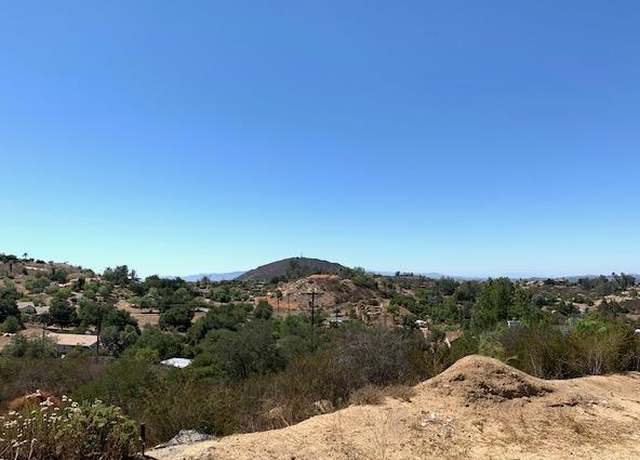 Photo of 12462 Hillpoint Ct, Valley Center, CA 92082