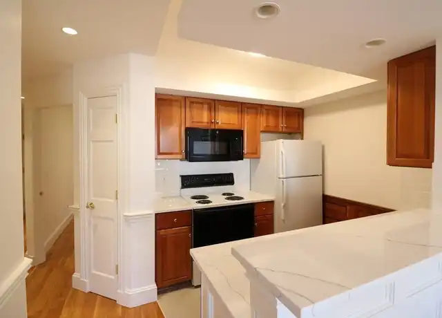Property at 30 Upland Rd Unit 9, Cambridge, MA, 02140, 1 bed, 1 bath, [object Object]