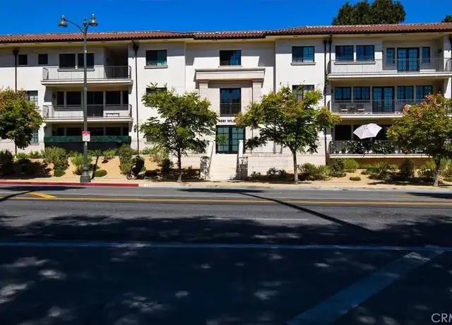 Property at 4661 Wilshire Blvd #102, Los Angeles, CA, 90010, 3 beds, 3 baths, [object Object]