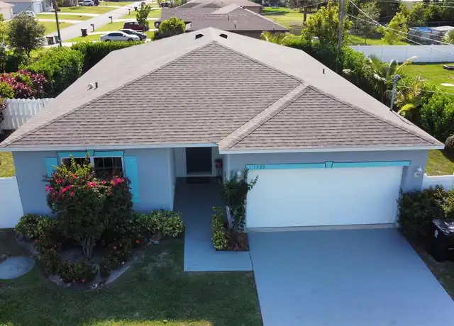 Property at 1522 SE Flintlock Rd, Port Saint Lucie, FL, 34952, 4 beds, 2 baths, [object Object]