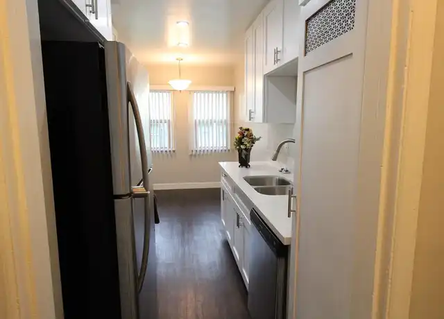 Property at Ladera Gardens - 4811 W Slauson Ave, Windsor Hills, CA, 90056, 1 bed, 1 bath, [object Object]
