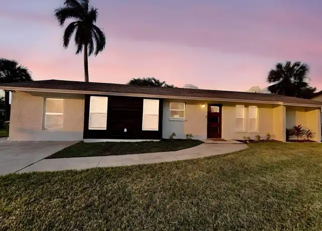 Property at 4639 Parrot Ave, Naples, FL, 34104, 3 beds, 2 baths, [object Object]