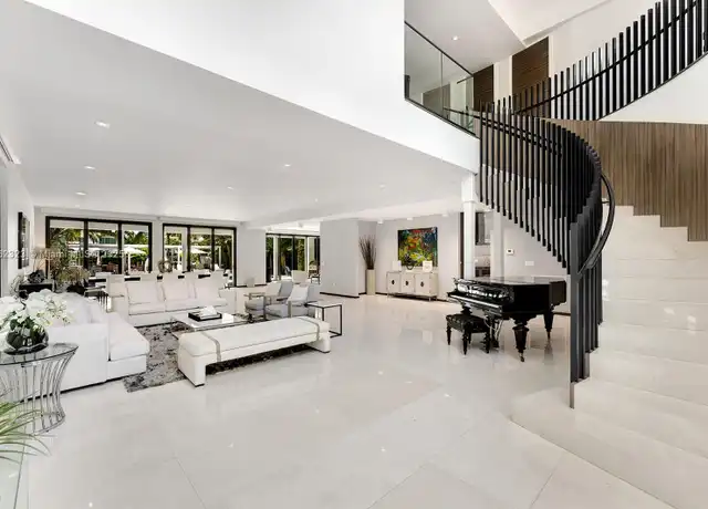 Property at 3734 Chase Ave, Miami Beach, FL, 33140, 8 beds, 8.5 baths, [object Object]