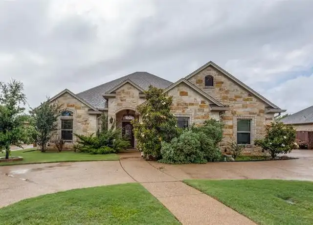 Property at 256 Briarleaf Cir, Hewitt, TX, 76643, 4 beds, 3 baths, [object Object]