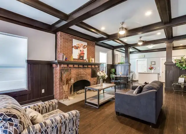 Property at 2800 Avenue D, Fort Worth, TX, 76105, 1 bed, 1 bath, [object Object]