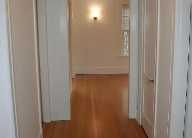 Property at 615 Bellevue Ave E, Seattle, WA, 98102, 1 bed, 1 bath, [object Object]