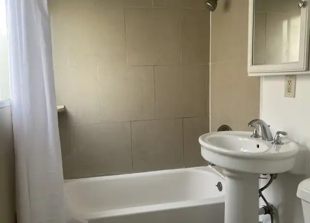 Property at 534 N Kingsley Dr, Los Angeles, CA, 90004, 0 beds, 1 bath, [object Object]