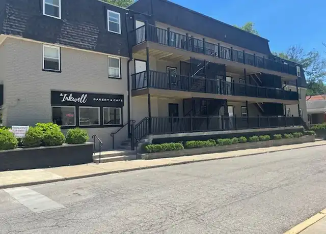 Property at 401 S Woodlawn Ave, Bloomington, IN, 47401, 2 beds, 2 baths, [object Object]
