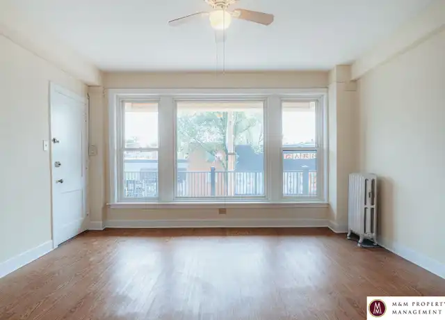 Property at 817 S Oak Park Ave Unit C2, Oak Park, IL, 60304, 0 beds, 1 bath, [object Object]