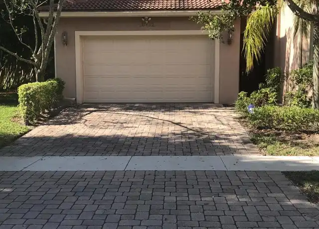 Property at 10712 Lake Wynds Ct, Boynton Beach, FL, 33437, 6 beds, 5.5 baths, [object Object]