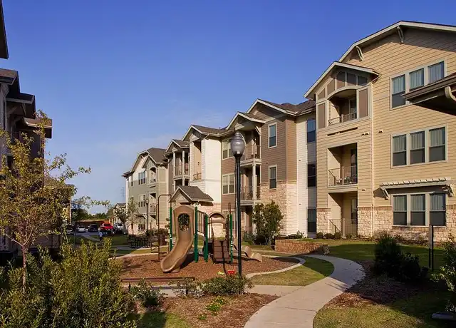 Property at Woodmont - 1021 Oak Grove Rd, Fort Worth, TX, 76115, 1-4 bed, 1-2 bath, Contact for Price