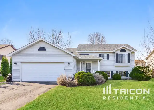 Property at 452 Orchard Pkwy W, Shakopee, MN, 55379, 4 beds, 1 bath, [object Object]