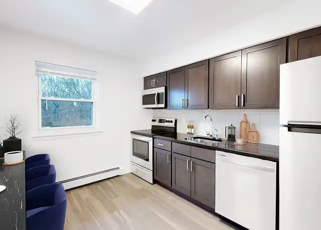 Property at 2 Arcade Ln, Old Bridge, NJ, 08857, 1 bed, 1 bath, [object Object]