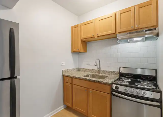 Property at 1460 W Fargo Ave Unit 309, Chicago, IL, 60626, 3 beds, 1 bath, [object Object]