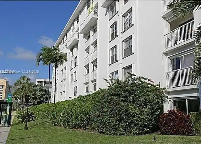 Property at 17800 Atlantic Blvd #409, Sunny Isles Beach, FL, 33160, 1 bed, 1.5 baths, [object Object]