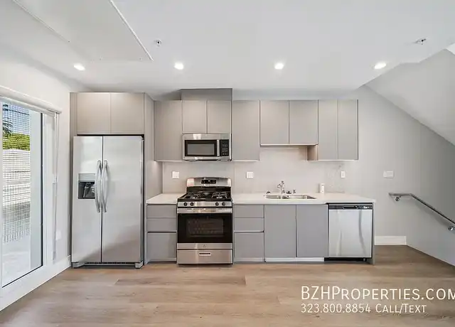 Property at 1223 N Hayworth Ave, West Hollywood, CA, 90046, 1-2 bed, 1-2.5 bath, [object Object]