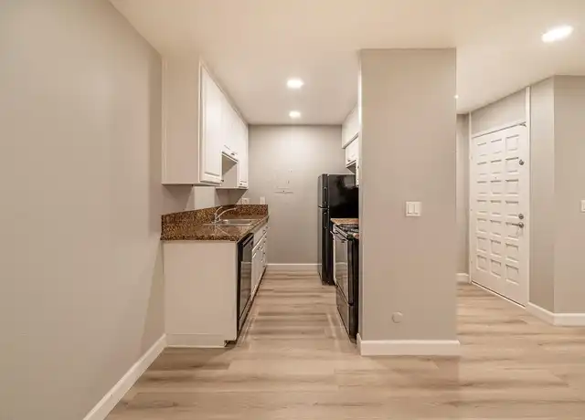 Property at 2712 E St, Sacramento, CA, 95816, 1-3 bed, 1 bath, [object Object]