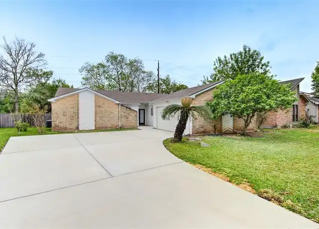 Property at 2950 Jenny Dr, Sugar Land, TX, 77479, 3 beds, 2 baths, [object Object]