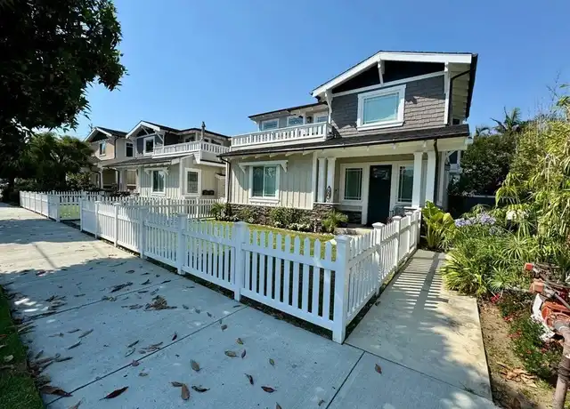 Property at 804 N Irena Ave Unit B, Redondo Beach, CA, 90277, 3 beds, 2.5 baths, [object Object]