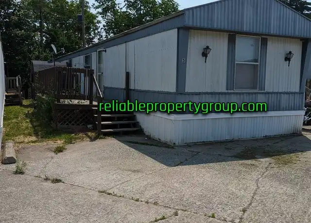 Property at 5614 W Cook Rd Unit 5, Fort Wayne, IN, 46818, 3 beds, 2 baths, [object Object]