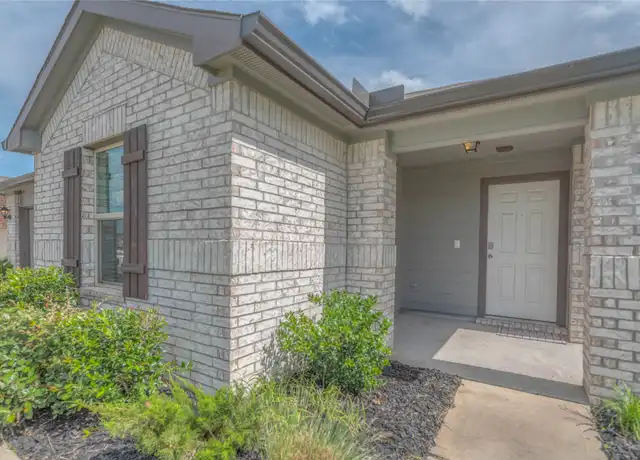 Property at 204 Rockbridge Dr, Huntsville, TX, 77340, 3 beds, 2 baths, [object Object]