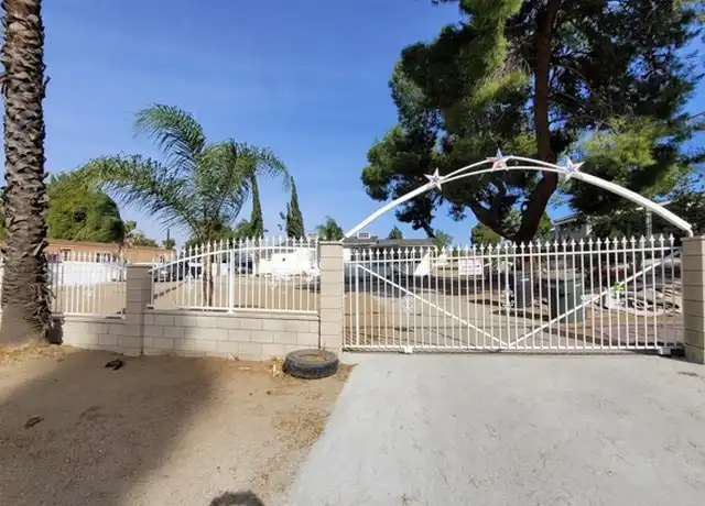 Property at 1524 W Metz Rd, Perris, CA, 92570, 2 beds, 2 baths, [object Object]