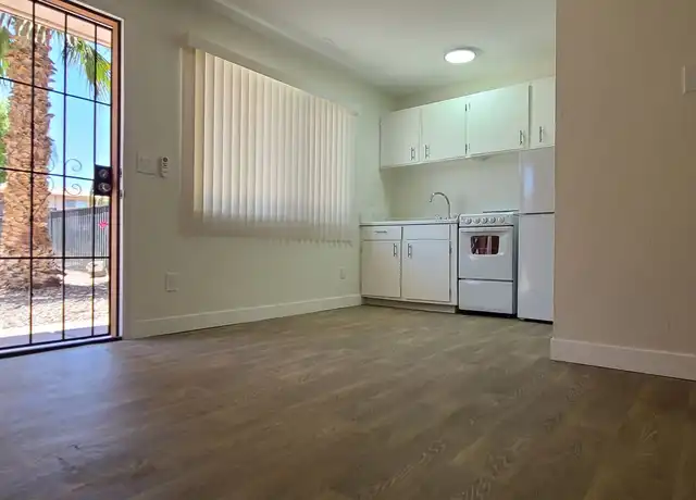 Property at 208 E Prince Rd Unit POP1110, Tucson, AZ, 85705, 0 beds, 1 bath, [object Object]