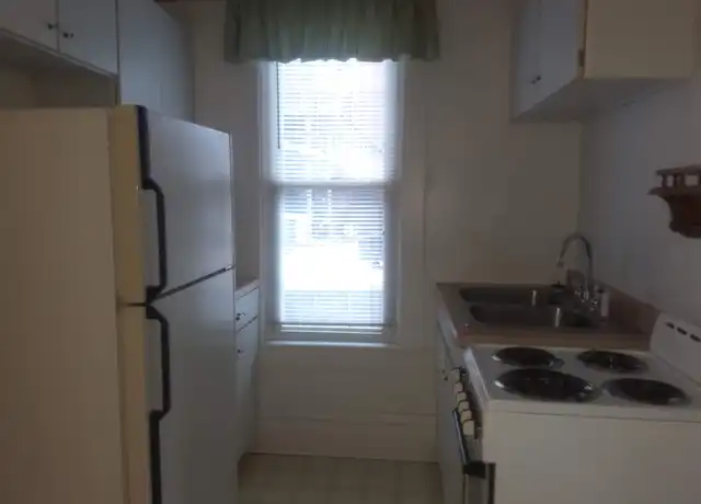 Property at 216 N Broadway St Unit 2, Stanley, WI, 54768, 2 beds, 1 bath, [object Object]