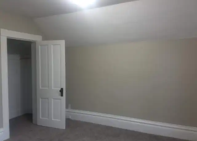 Property at 216 N Broadway St Unit 1, Stanley, WI, 54768, 1 bed, 1 bath, [object Object]