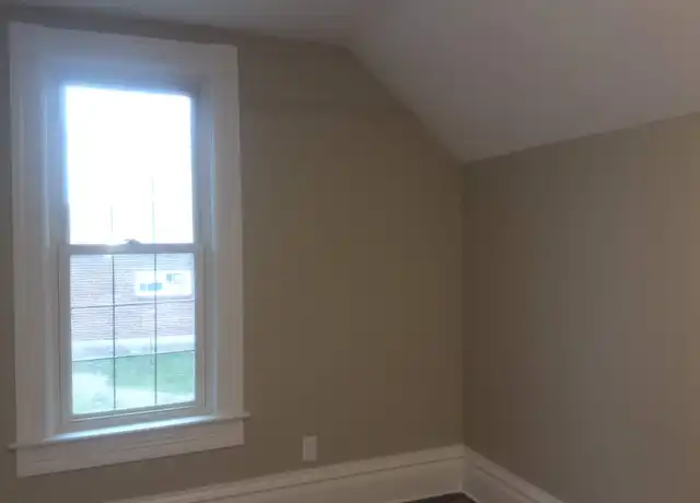 Property at 216 N Broadway St Unit 1, Stanley, WI, 54768, 1 bed, 1 bath, [object Object]