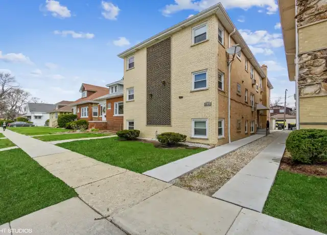Property at 6883 N Northwest Hwy Unit 2R, Chicago, IL, 60631, 2 beds, 1 bath, [object Object]