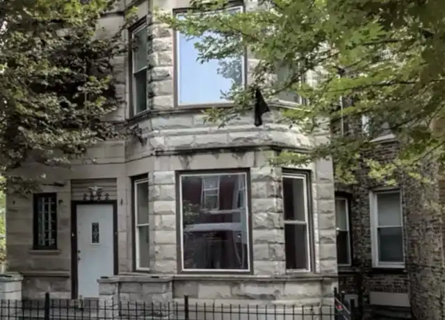 Property at 2822 W Flournoy St Unit 2, Chicago, IL, 60612, 3 beds, 1 bath, [object Object]