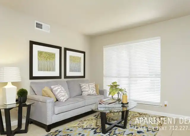 Property at 2291 El Camino Del Rey St Unit 2291, Houston, TX, 77081, 2 beds, 2 baths, [object Object]