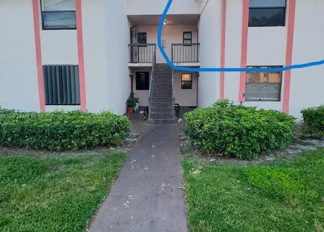 Property at 900 NE 209th Ter Unit 203-31, Miami, FL, 33179, 3 beds, 2 baths, [object Object]