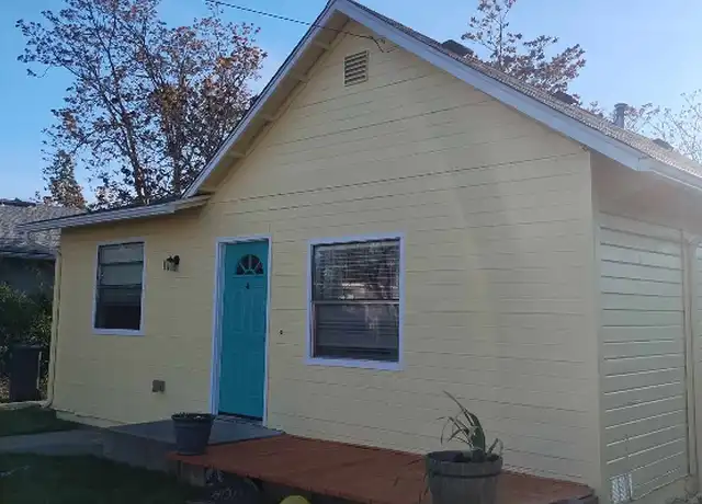 Property at 1211 Niantic St, Medford, OR, 97501, 3 beds, 1 bath, [object Object]