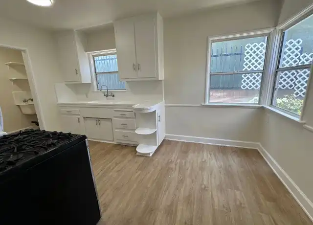 Property at 909 N Cedar St Unit 909-1, Inglewood, CA, 90302, 1 bed, 1 bath, [object Object]