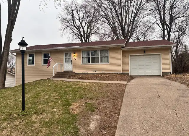 Property at 7048 Steepleview Rd, Saint Paul, MN, 55125, 3 beds, 1.5 baths, [object Object]